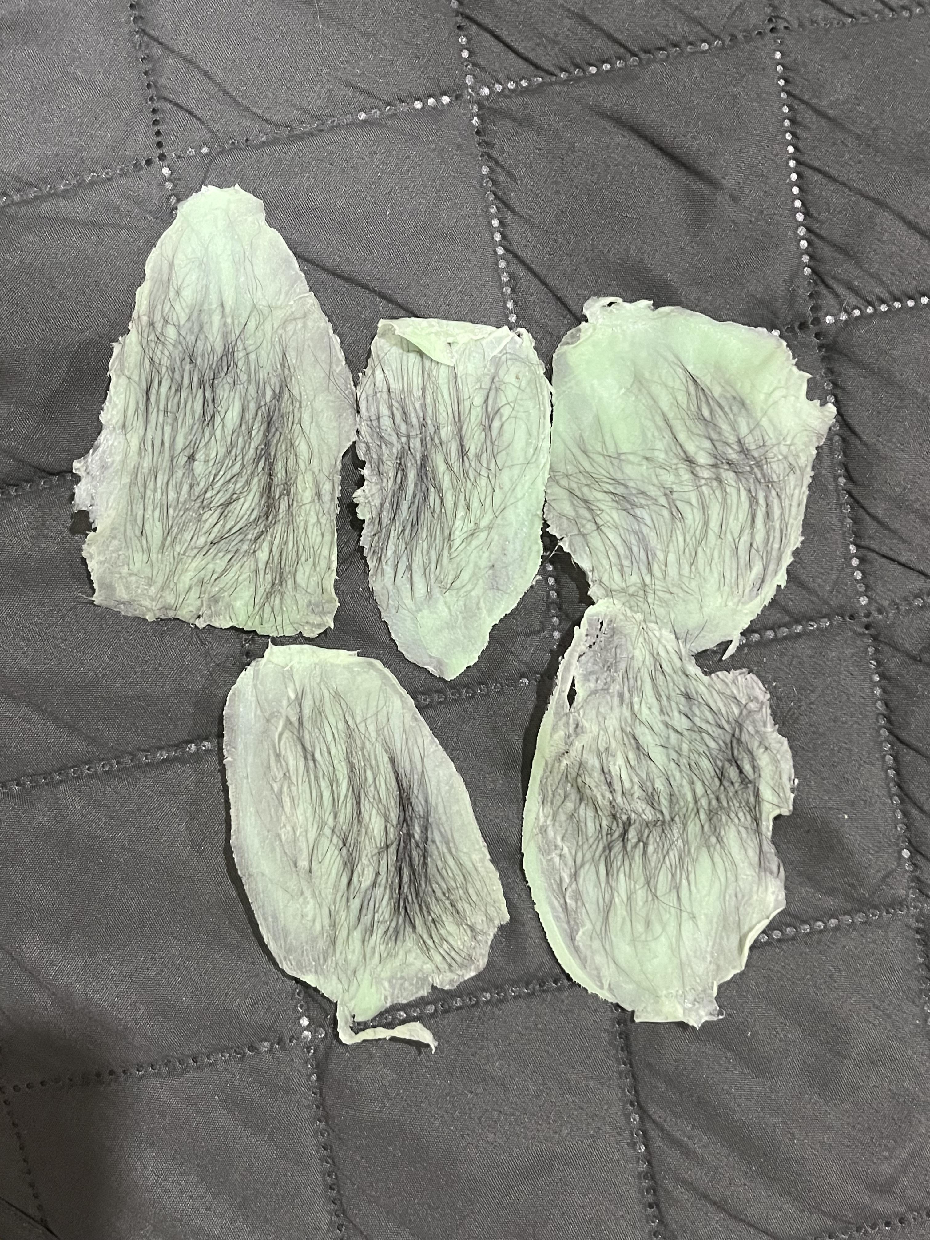 운동 할때 겨드랑이 털이 거슬려서 왁싱을 시작해보려고 ...