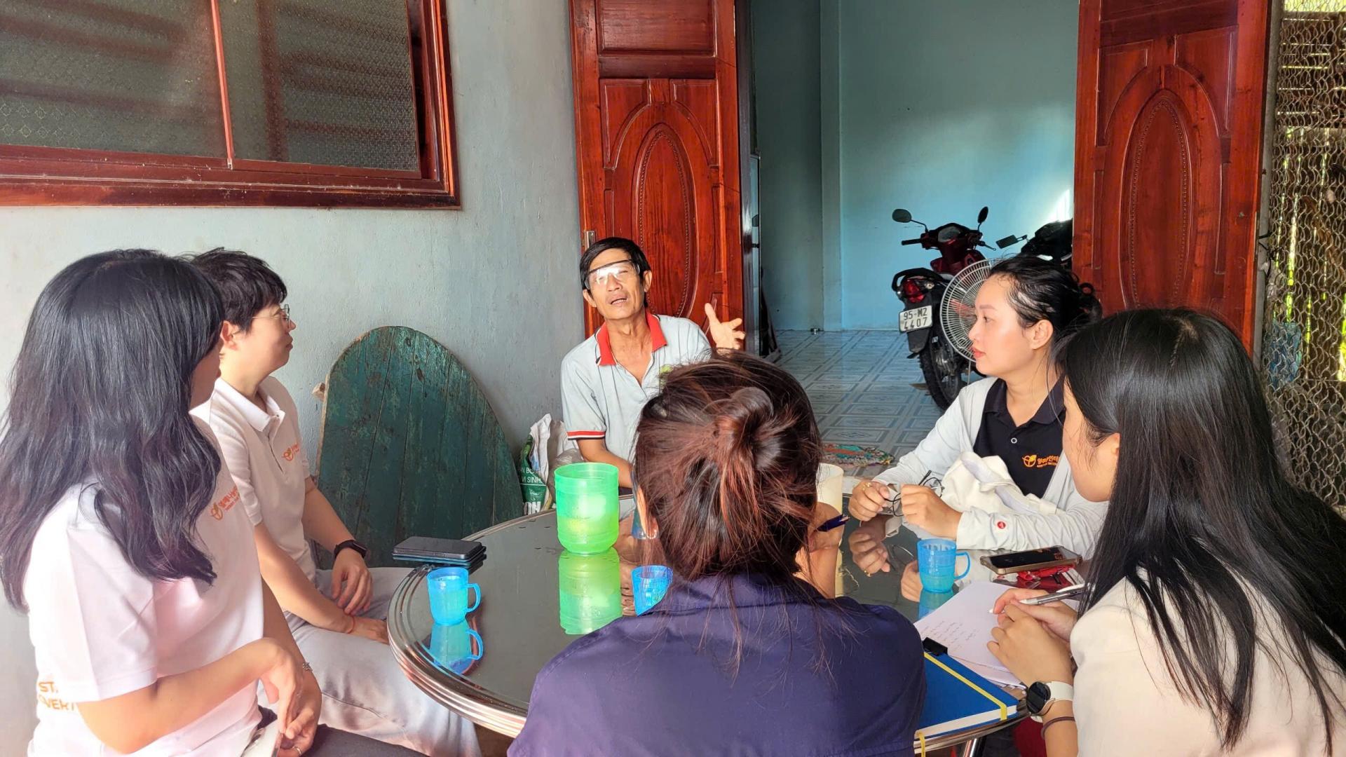 (3)수혜자 가정방문.jpg