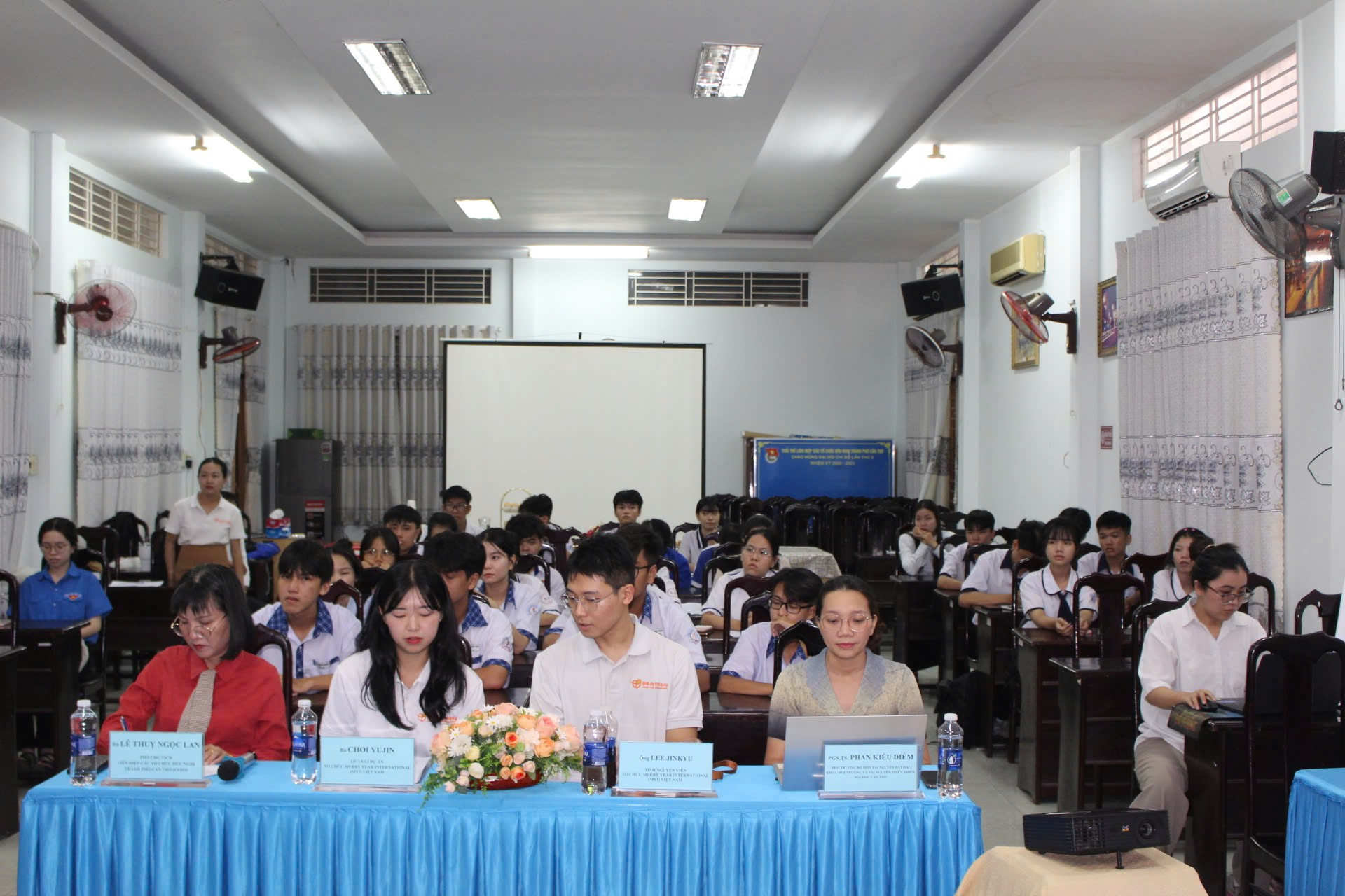 [3]CCA콘테스트 내빈소개.png