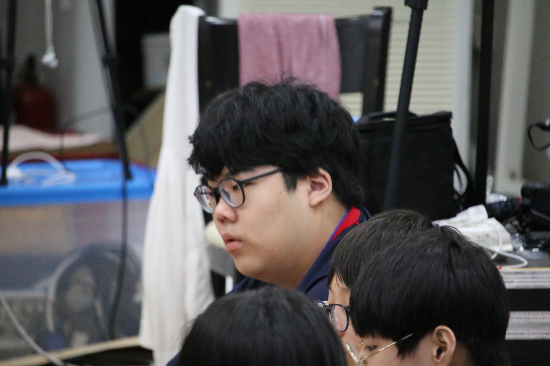 050934231ec41.jpg