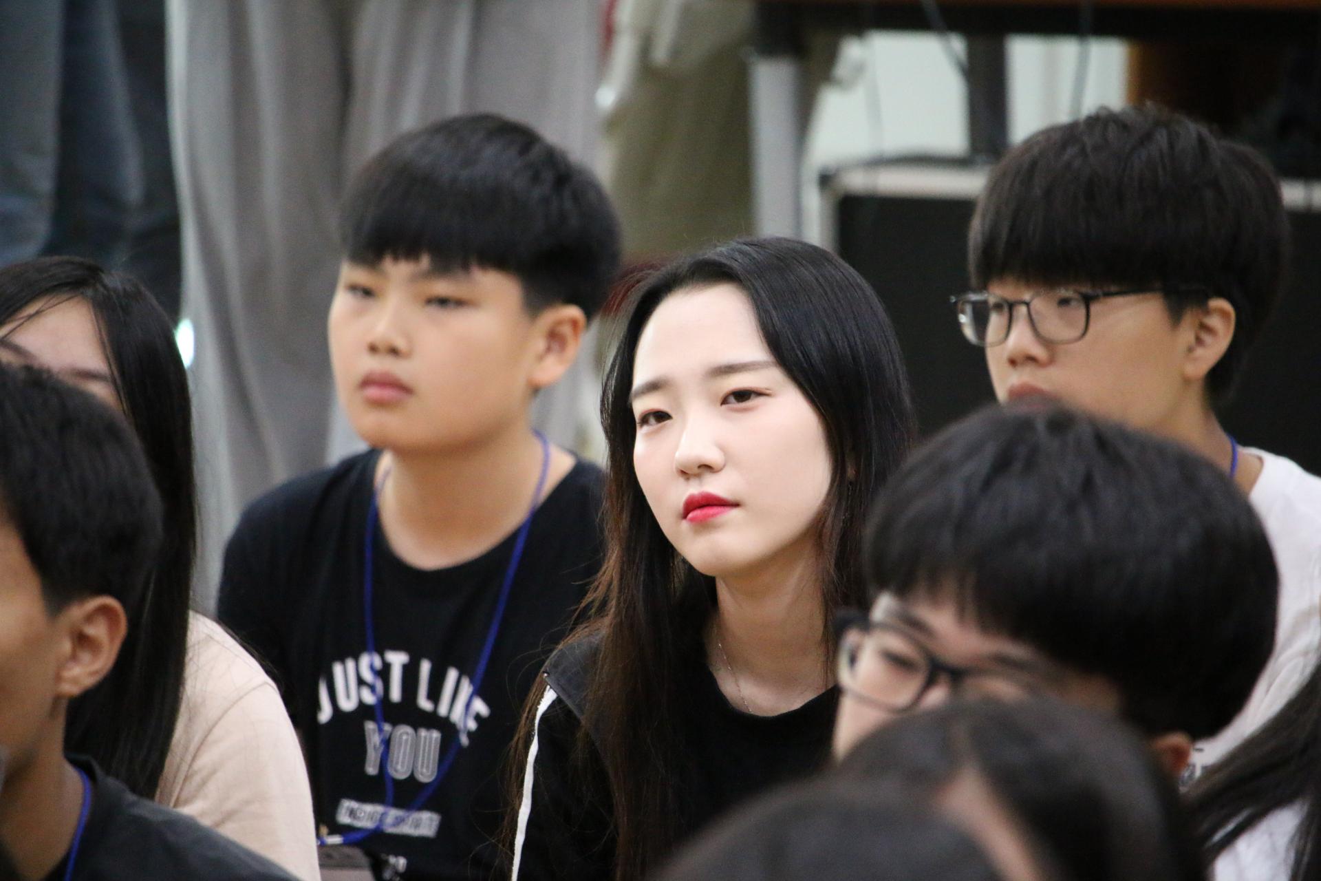 1215adf03d25e.jpg