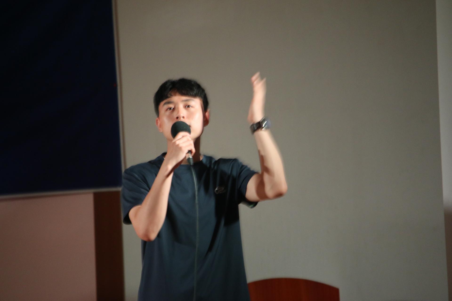1f093ed3ce56a.jpg