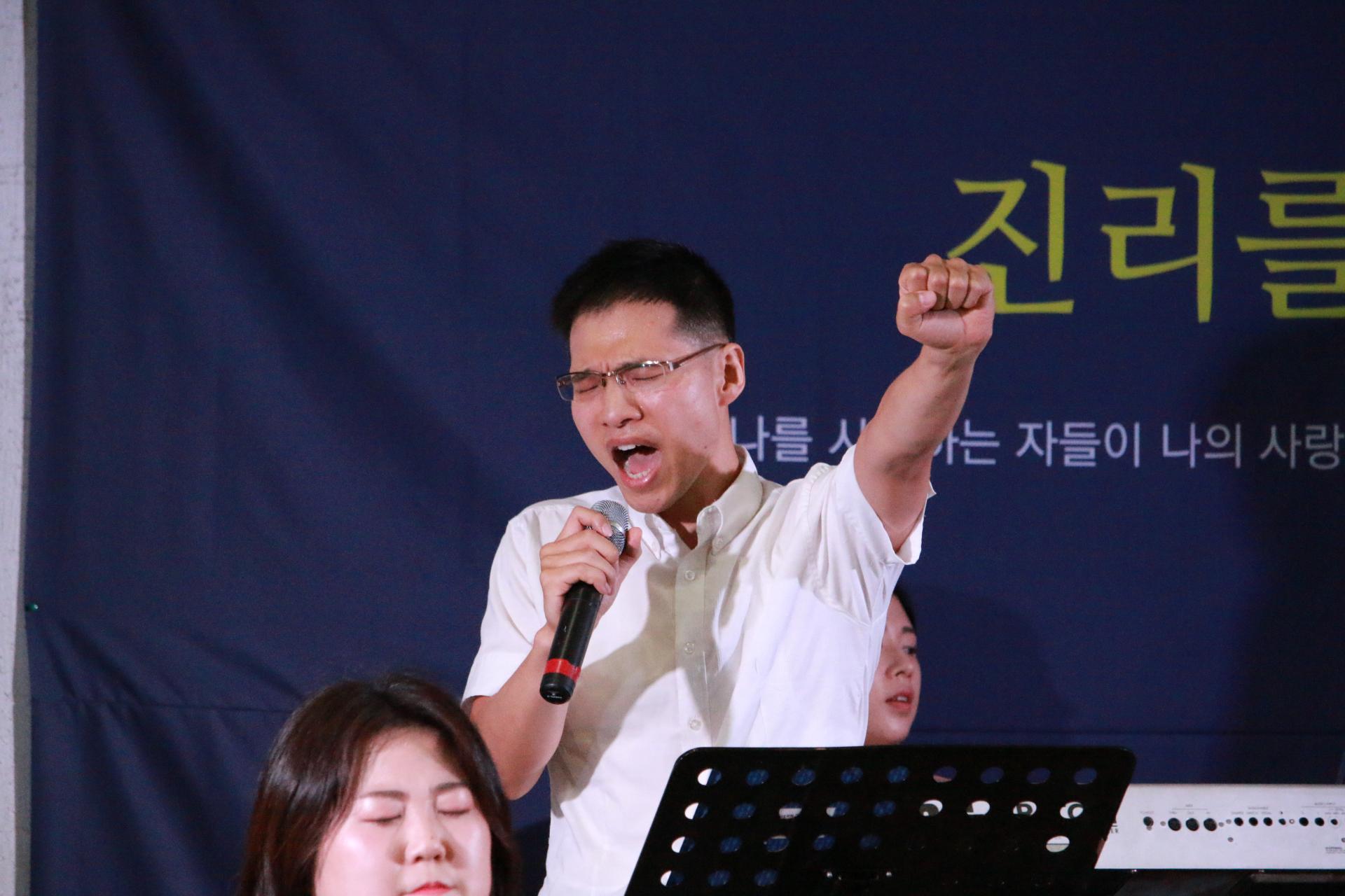 1f29663923d5d.jpg