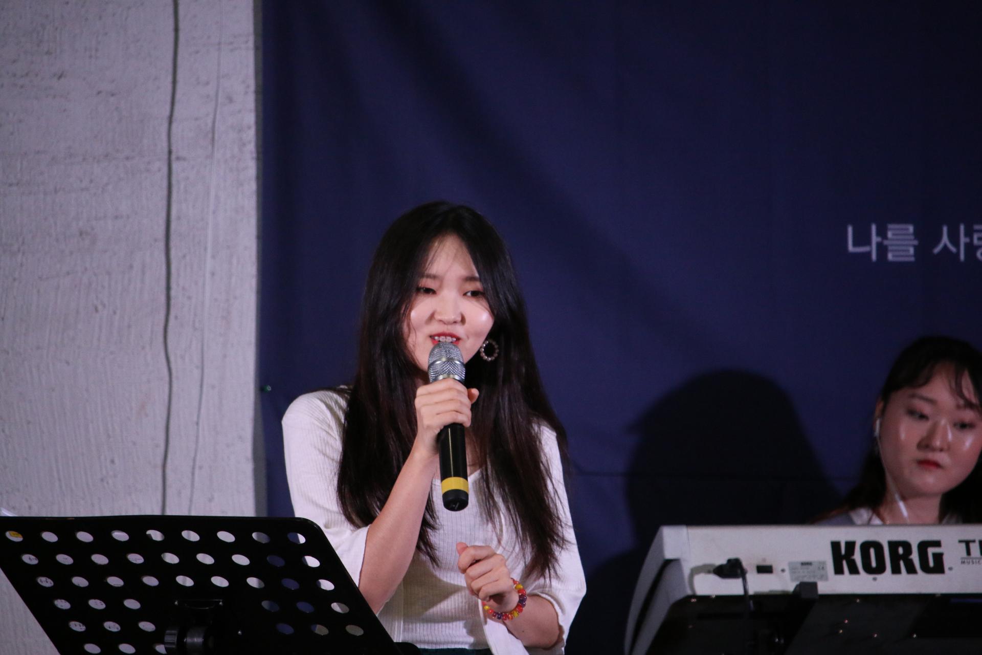 44e061583570f.jpg