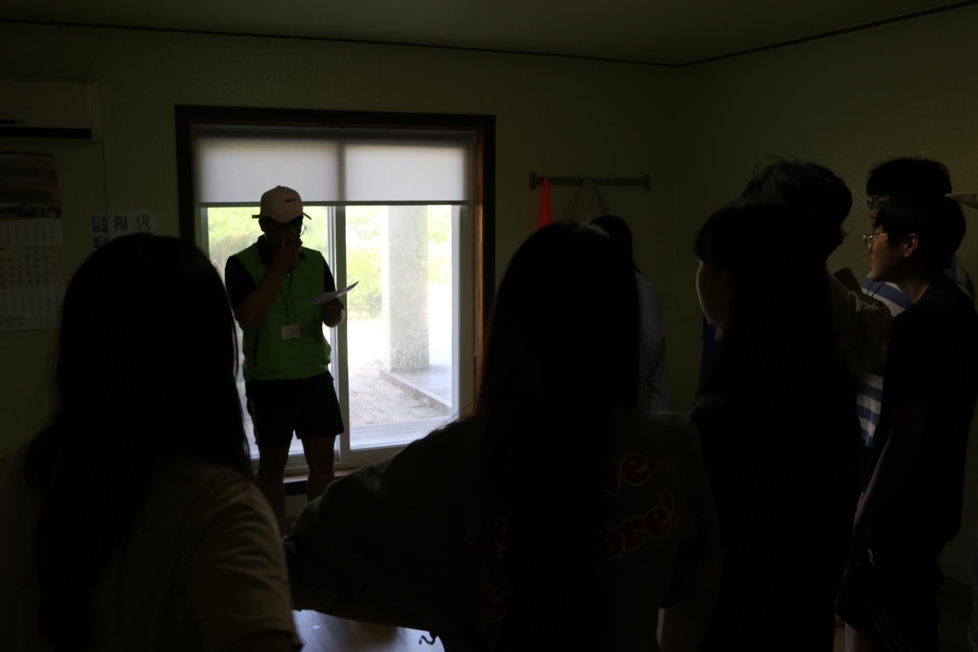 5e9c4f6389913.jpg