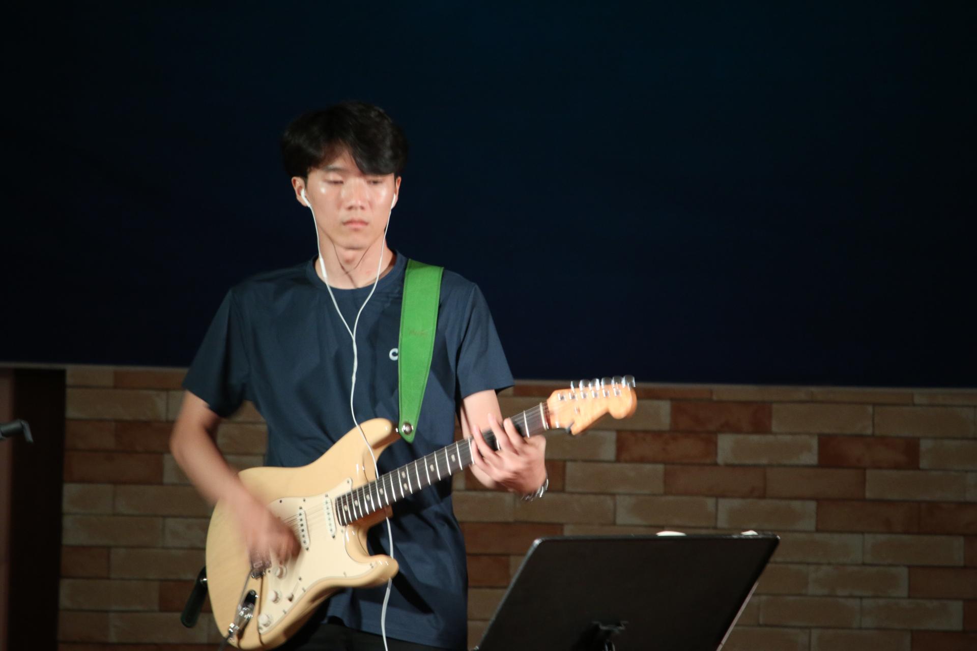 6dedc3d941313.jpg