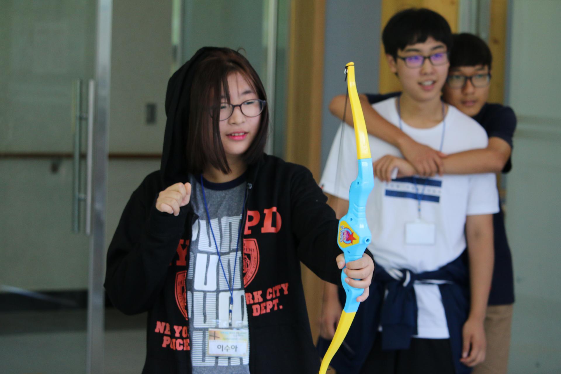 a6d916a46089b.jpg