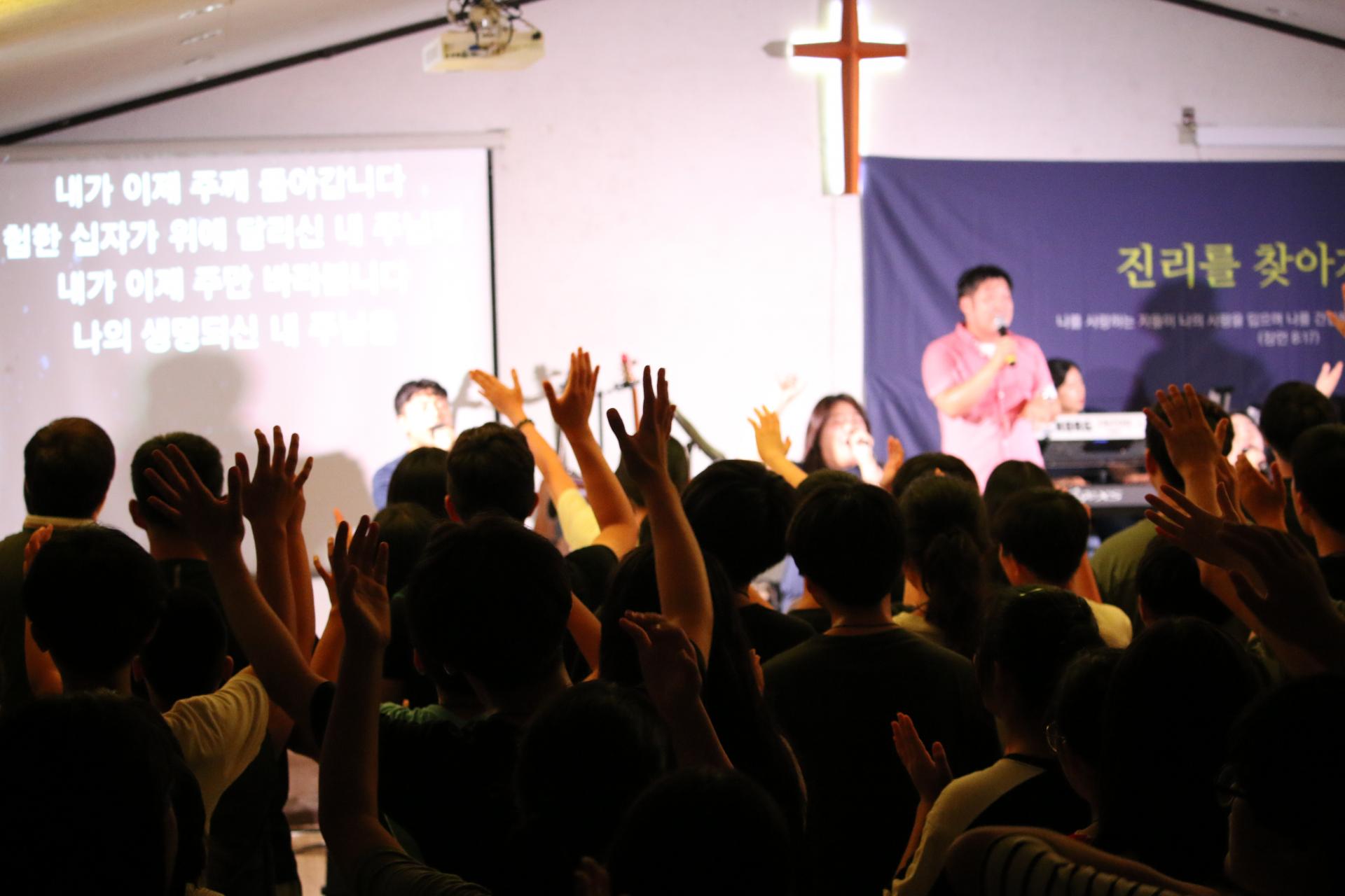 b2f6243cb3b44.jpg