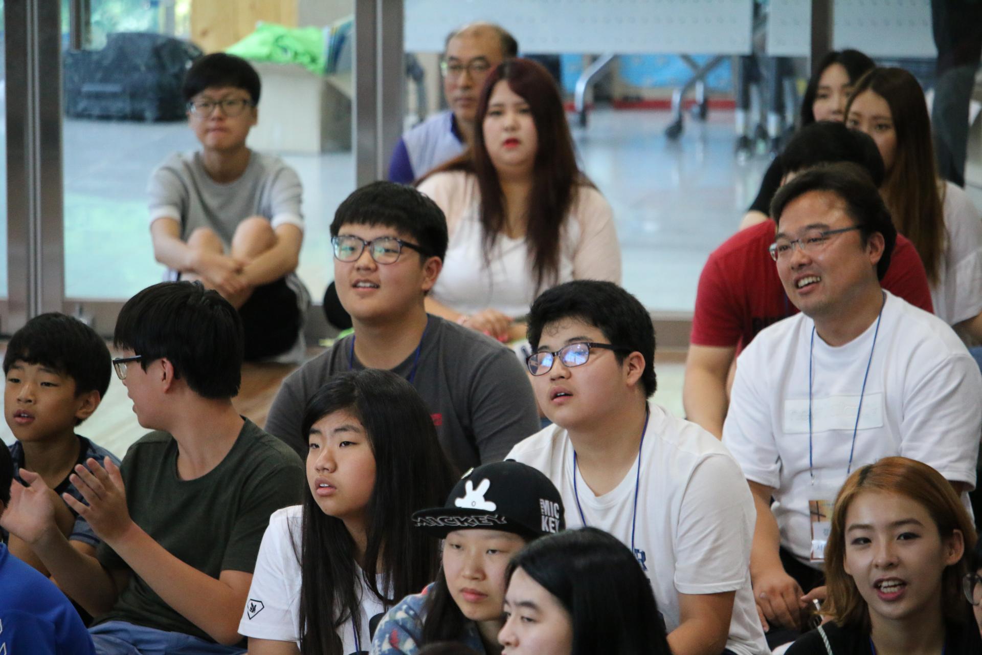 b534a0134fe76.jpg