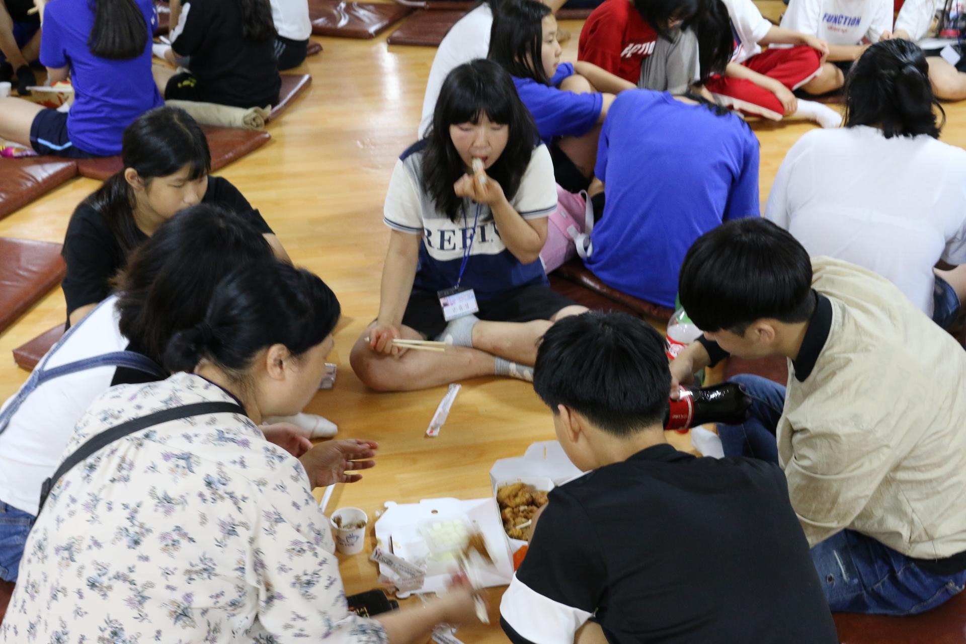 d79145975bcdb.jpg