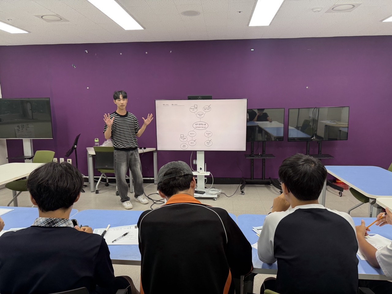 72ddee77dc285.jpg