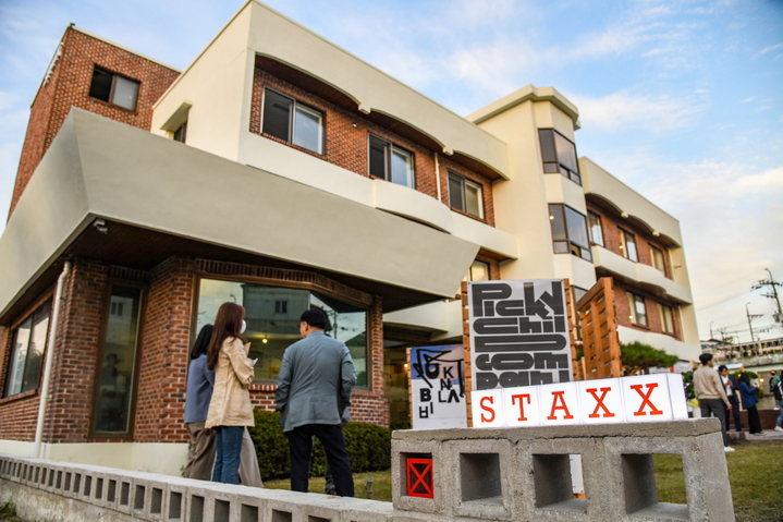 c8309c4180063.jpg