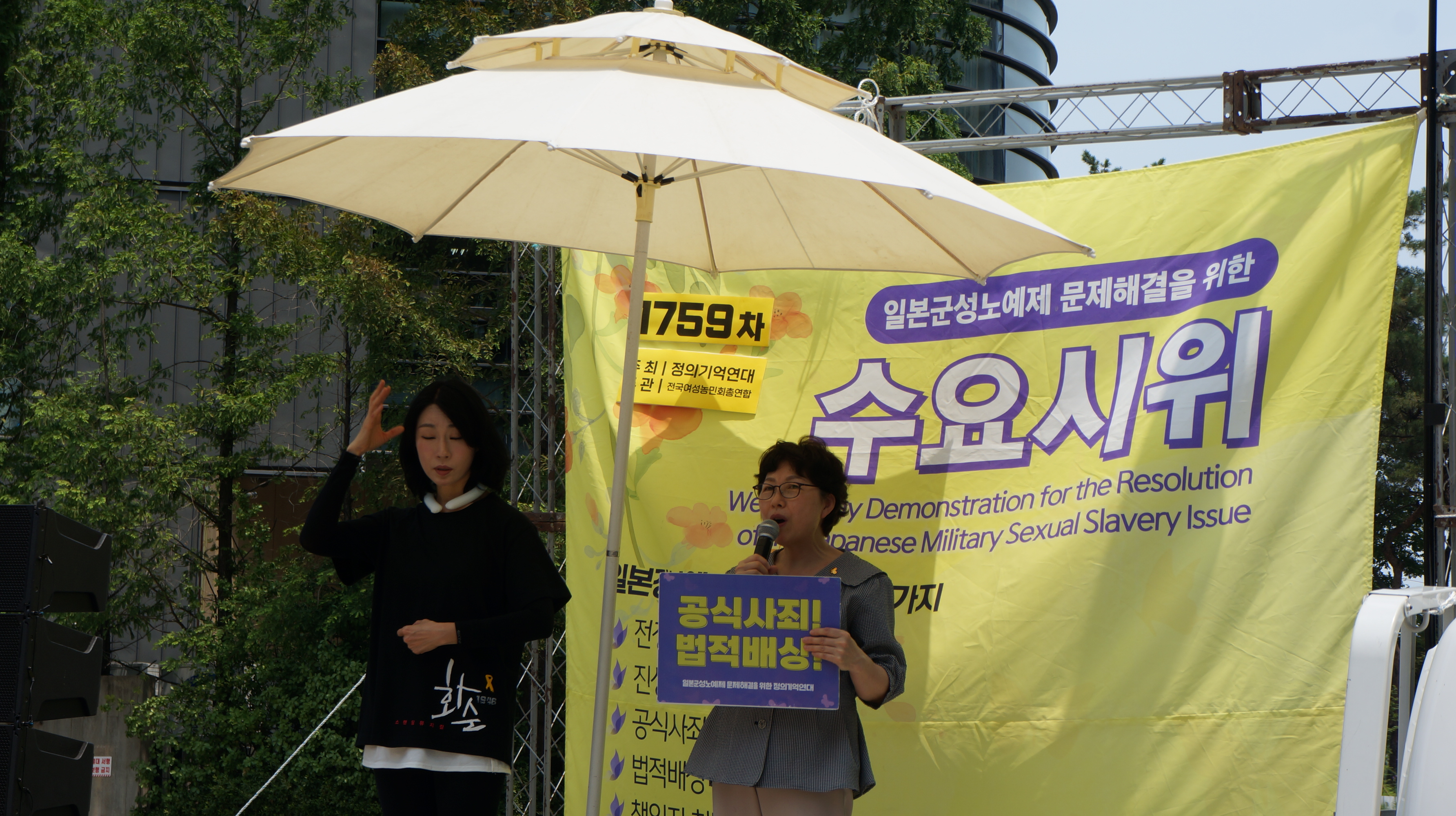 b0492c3176d08.jpg