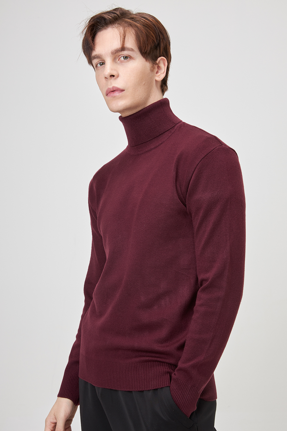 긴팔 티셔츠 모델 착용 이미지-S1L6