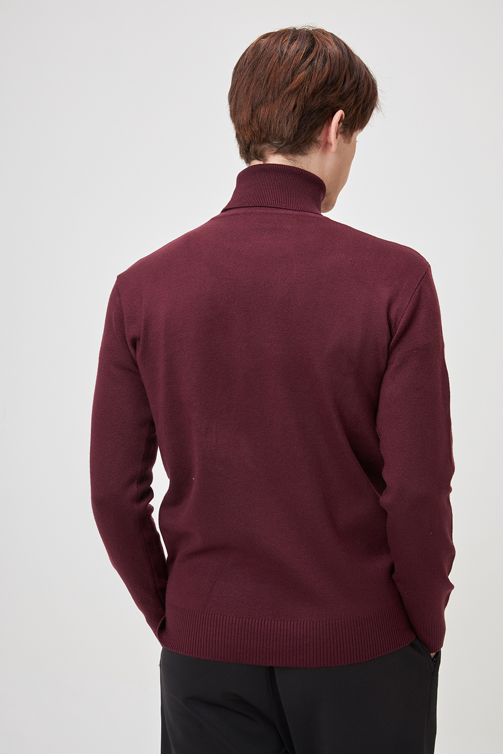 긴팔 티셔츠 모델 착용 이미지-S1L13