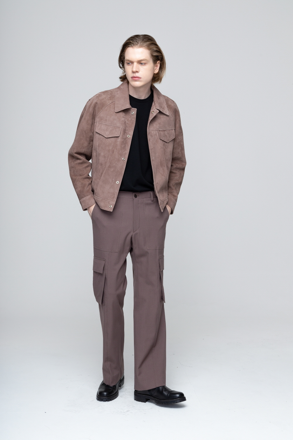 바지 모델 착용 이미지-S6L5