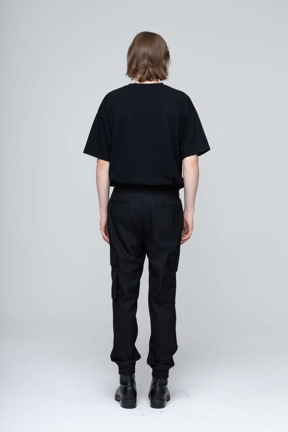 바지 모델 착용 이미지-S2L5