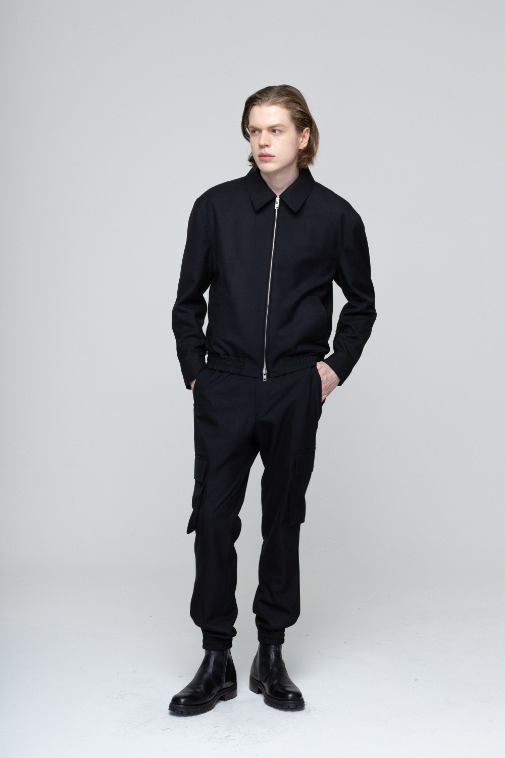 바지 모델 착용 이미지-S1L8