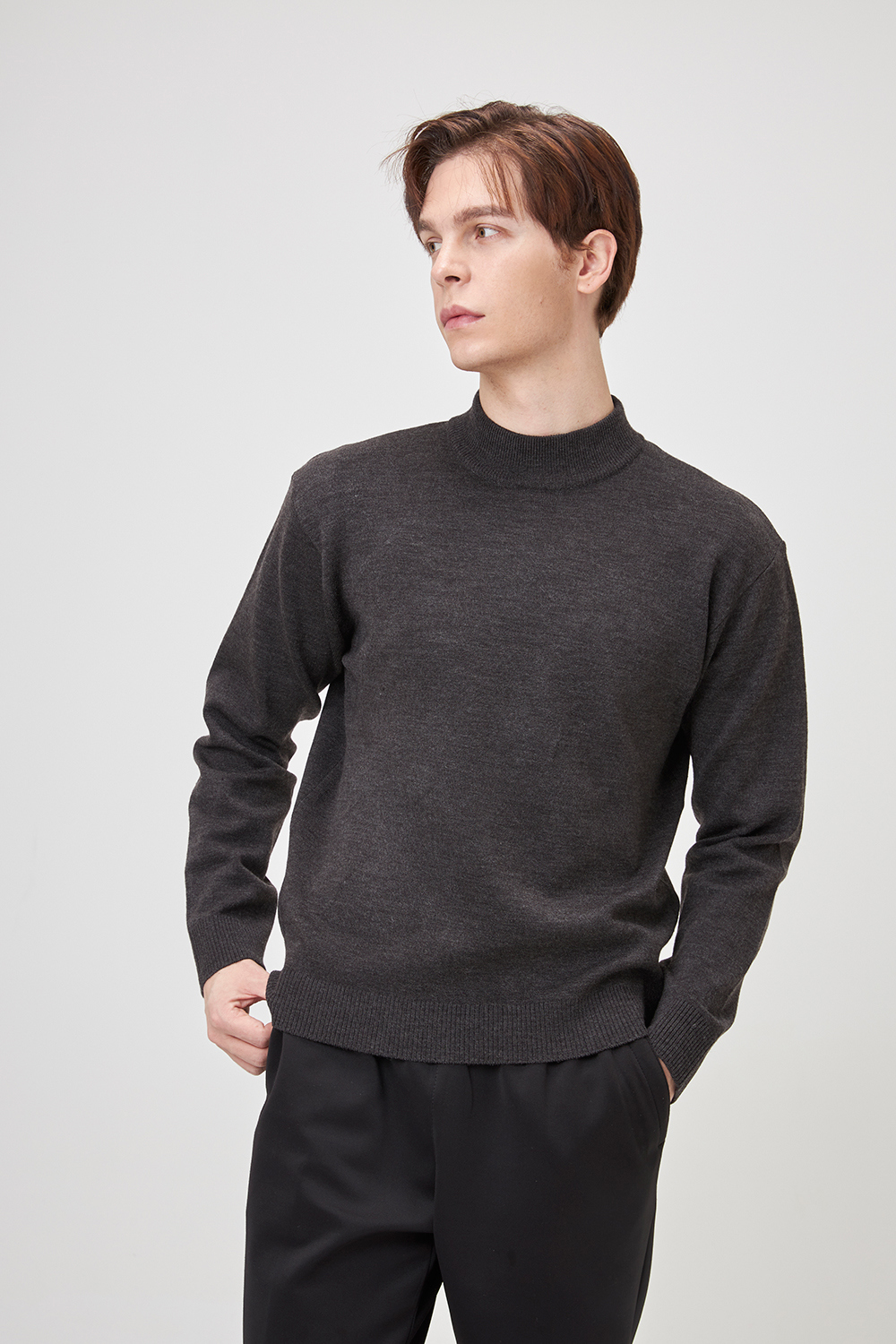 재킷 모델 착용 이미지-S1L7