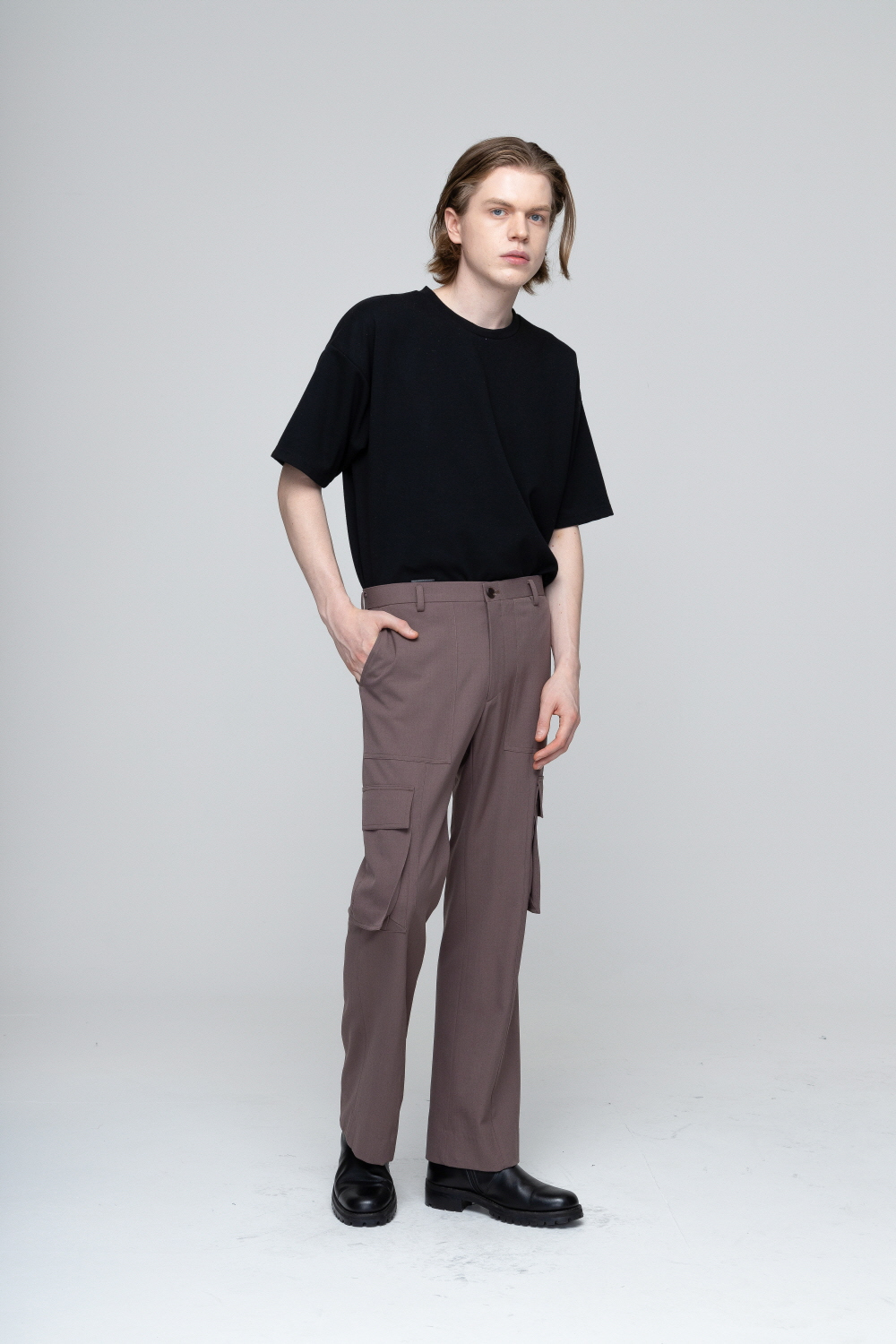 바지 모델 착용 이미지-S1L17