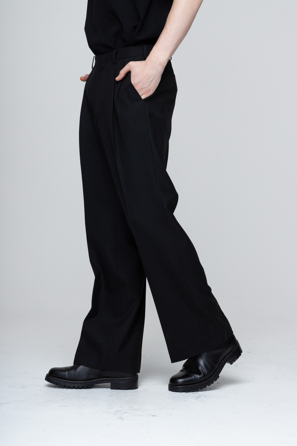 코트 모델 착용 이미지-S2L31