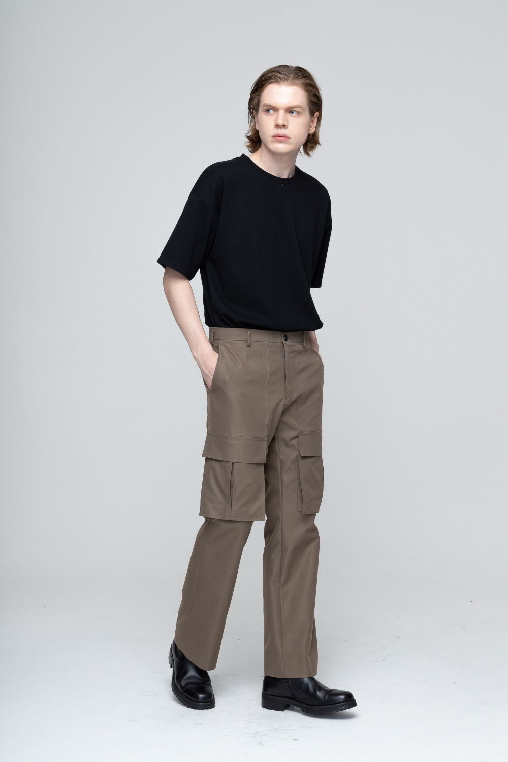 바지 모델 착용 이미지-S1L10