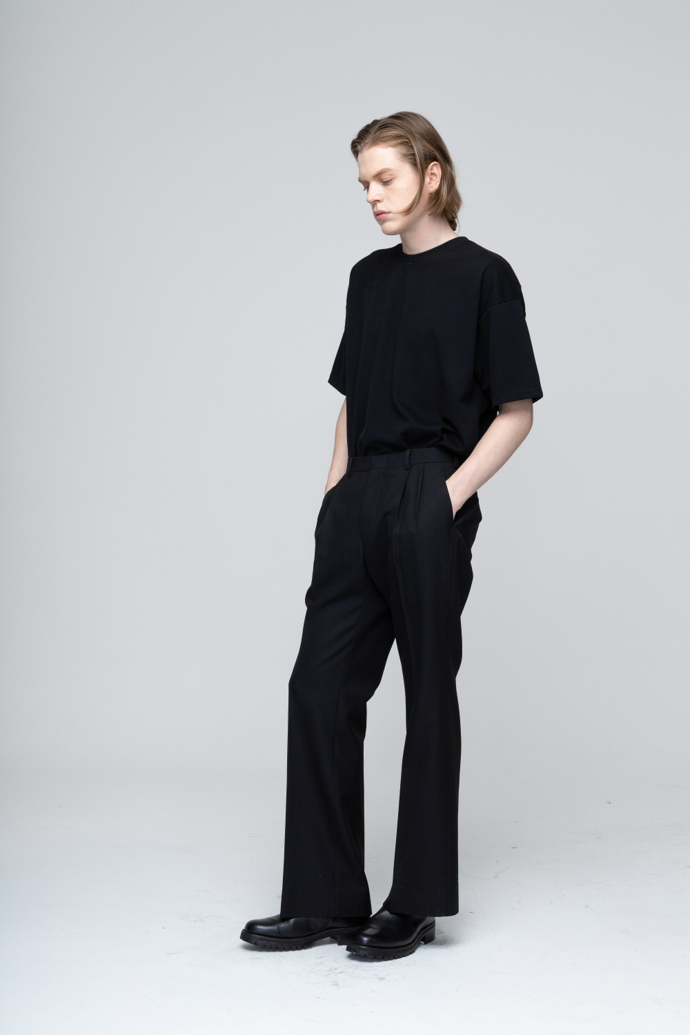 코트 모델 착용 이미지-S2L14