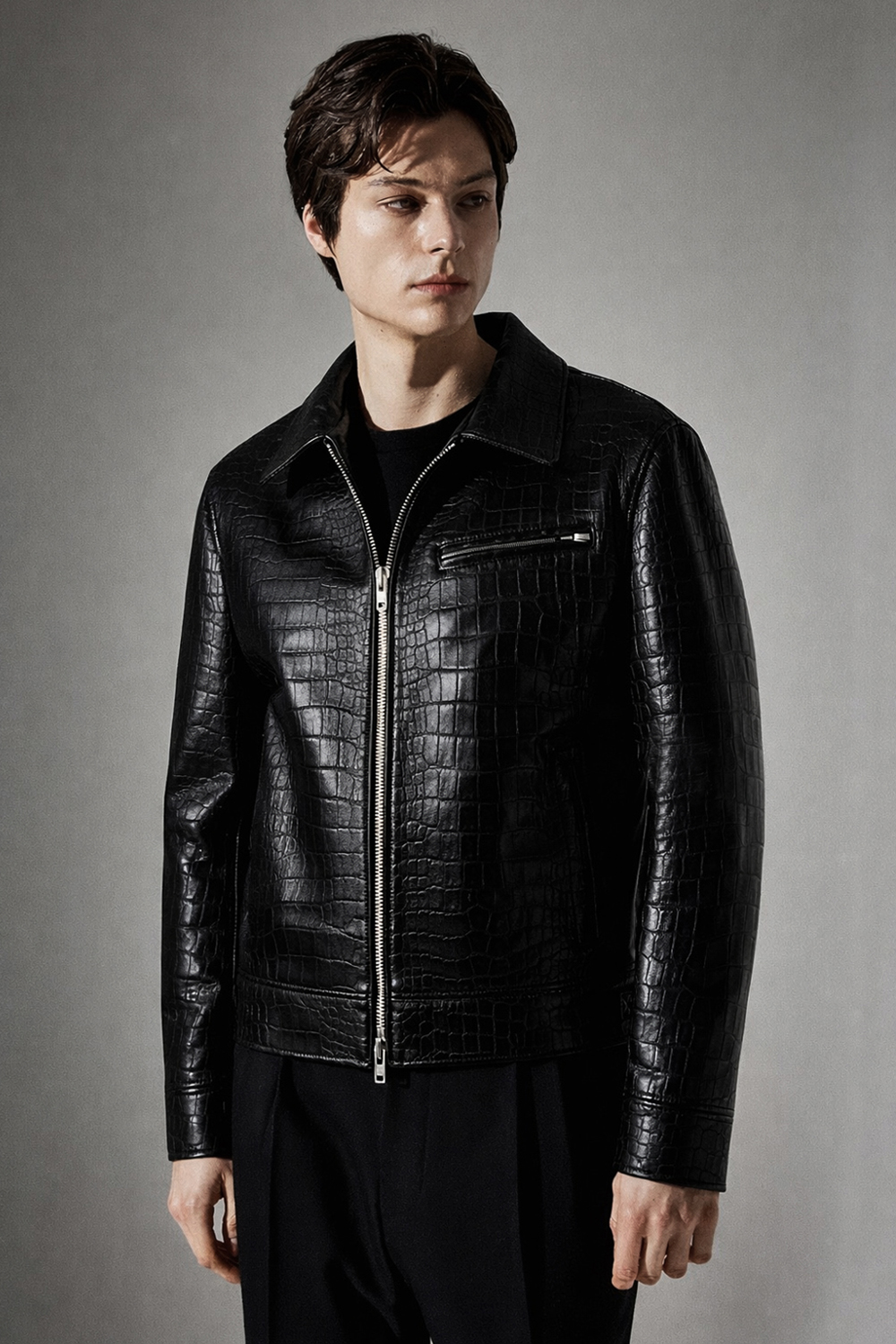 LUXURY 앨리게이터 악어패턴 집업 가슴지퍼 딥-블랙 가죽자켓