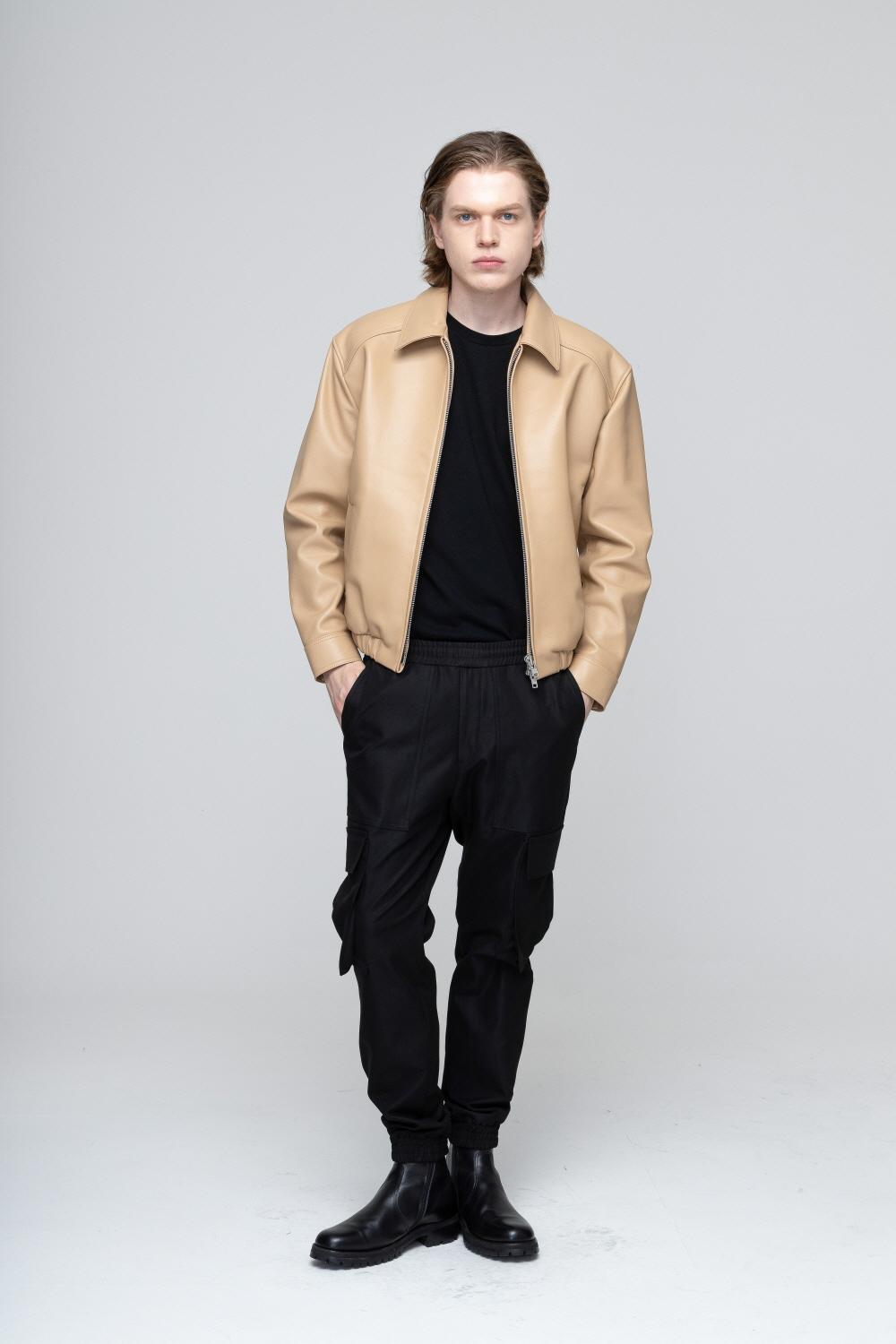 바지 모델 착용 이미지-S7L8