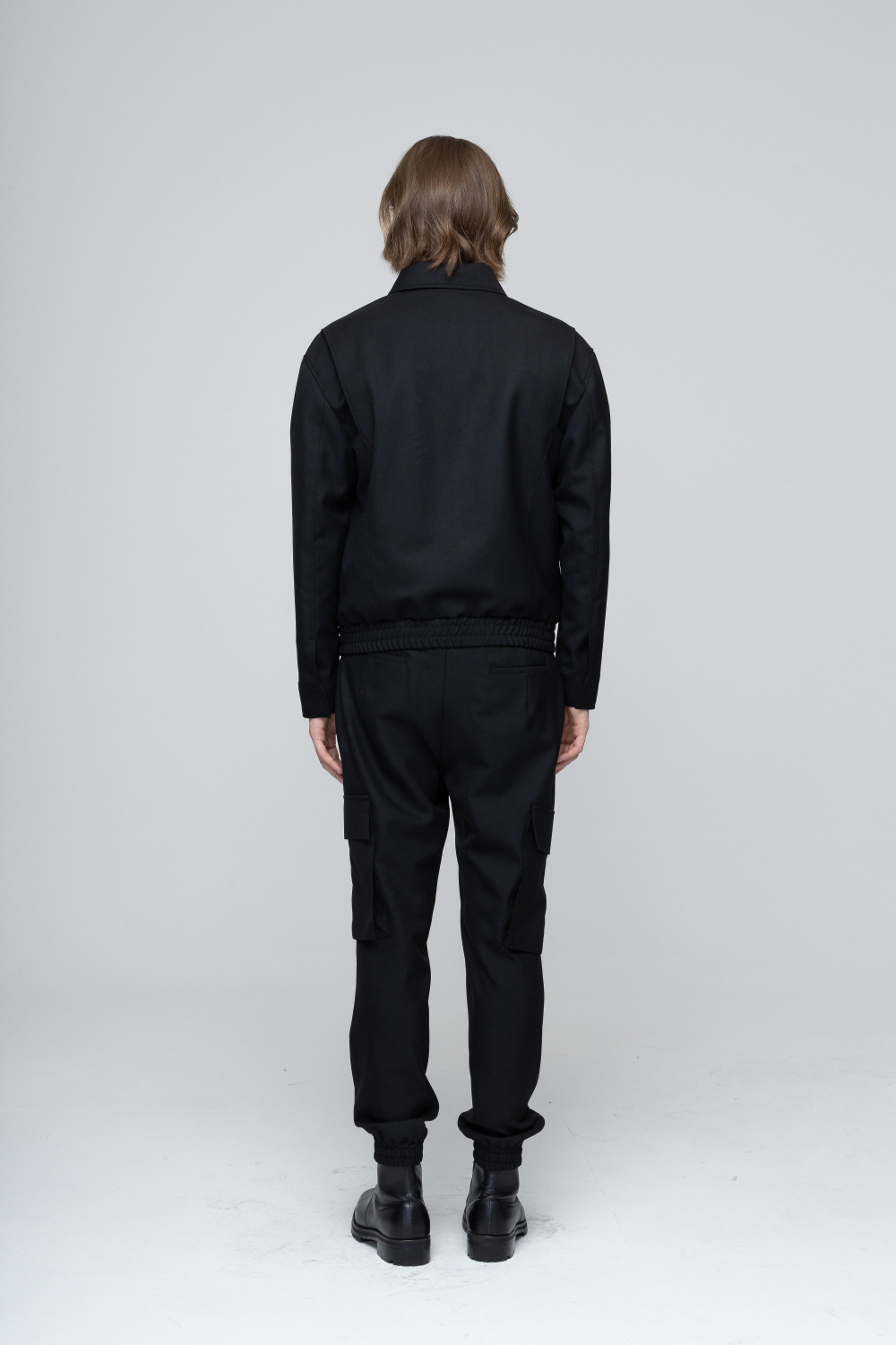 바지 모델 착용 이미지-S1L6