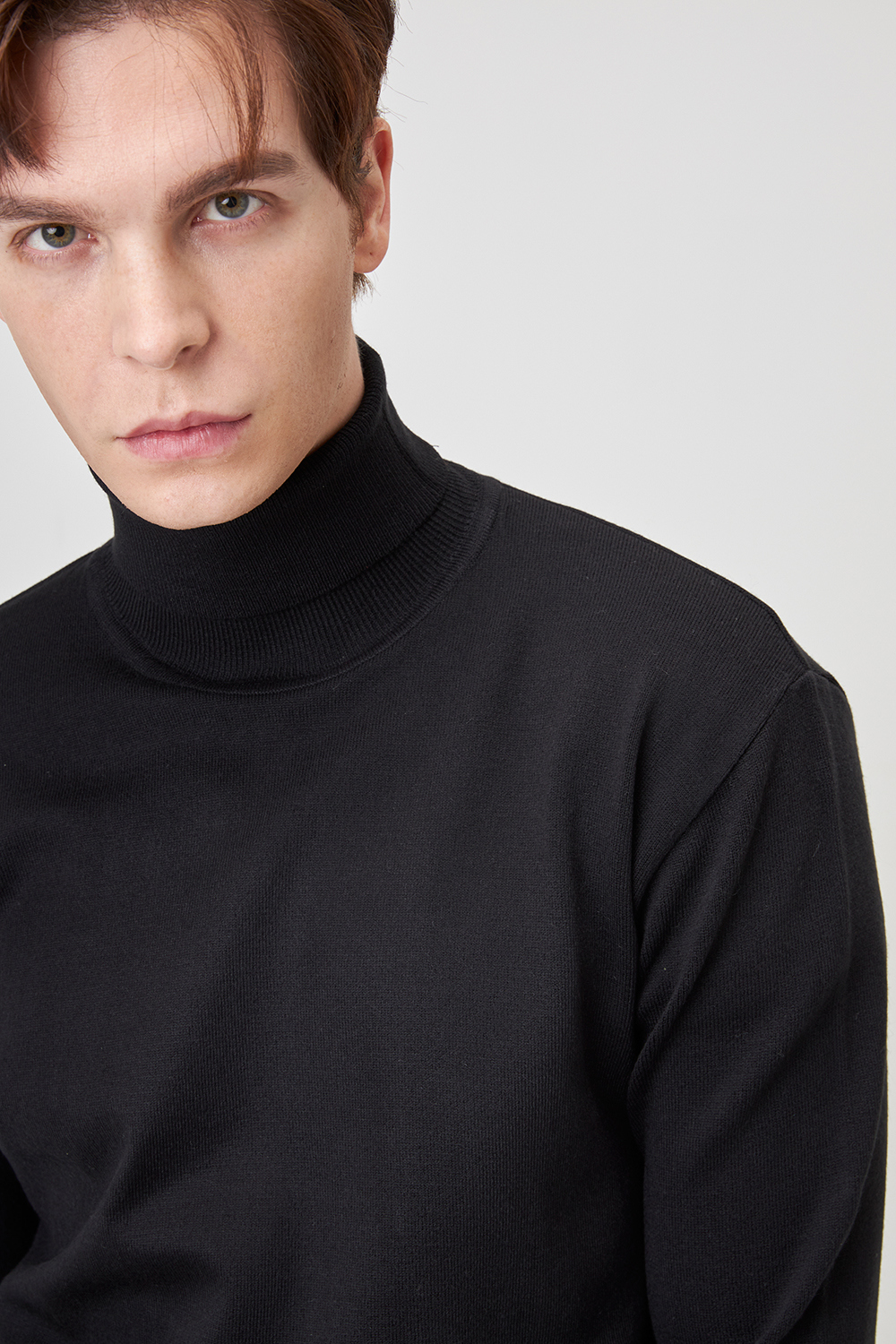 긴팔 티셔츠 모델 착용 이미지-S1L12