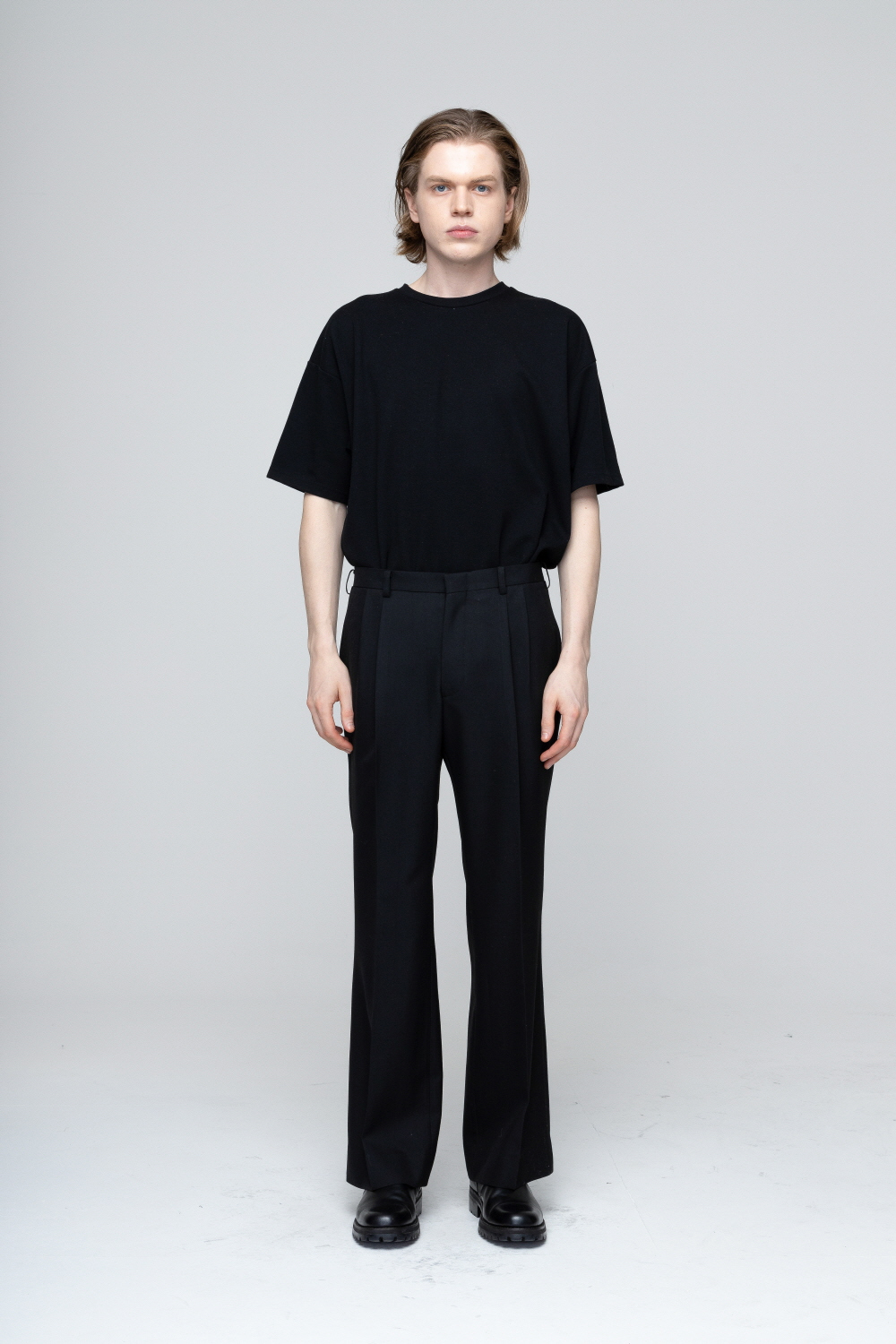 코트 모델 착용 이미지-S2L2