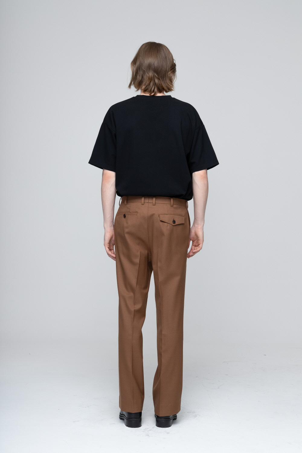 코트 모델 착용 이미지-S2L5