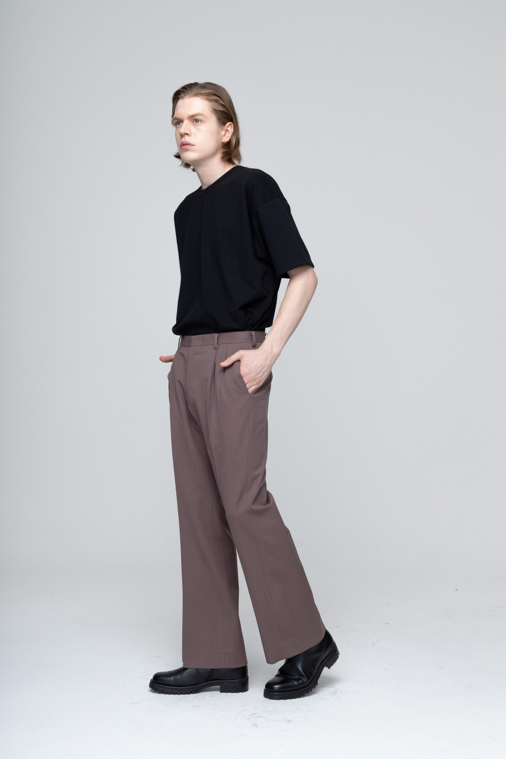 코트 모델 착용 이미지-S2L16