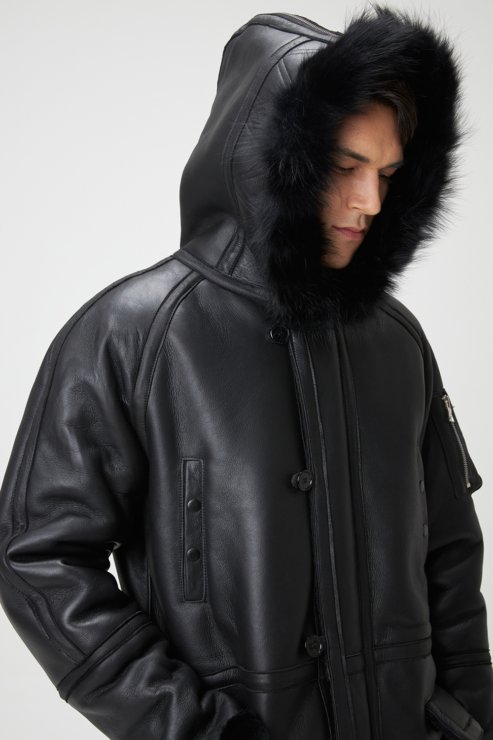 코트 모델 착용 이미지-S1L16