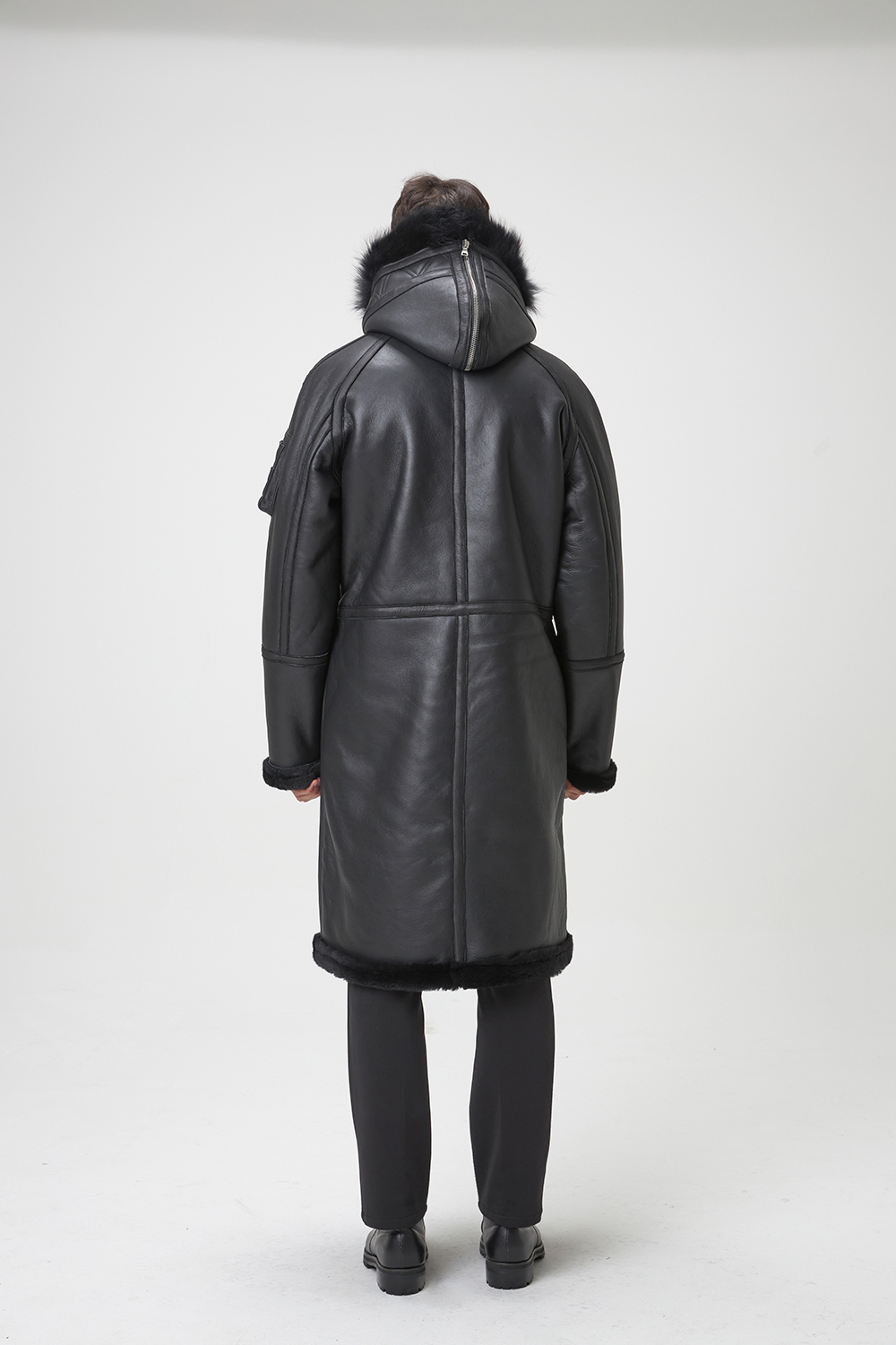 코트 모델 착용 이미지-S9L4