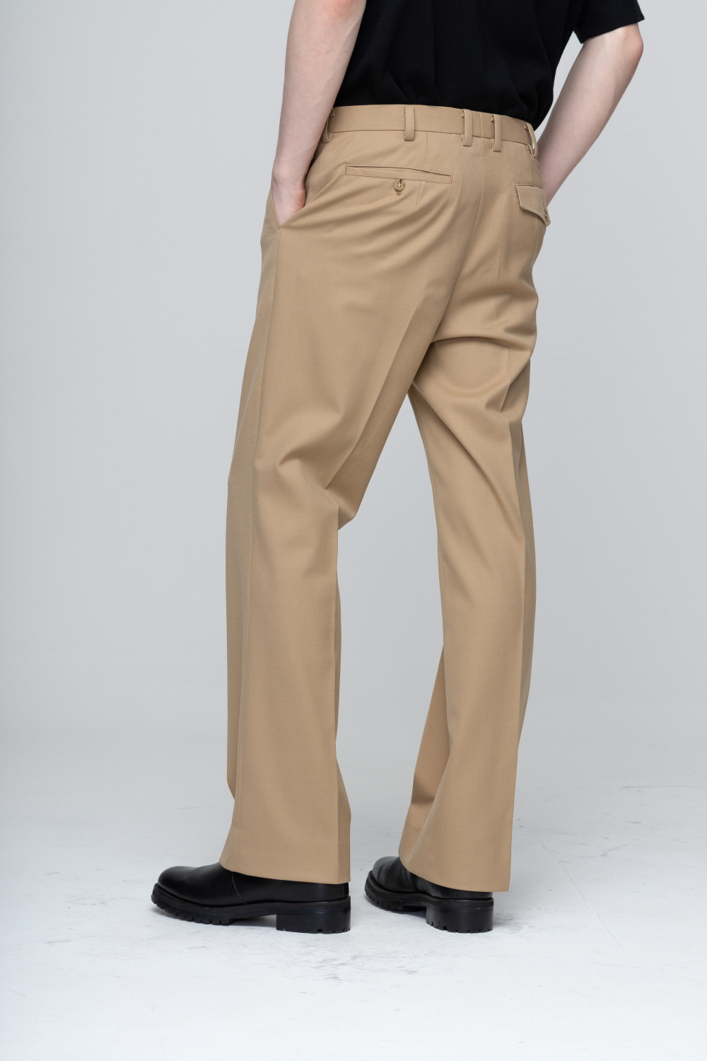 코트 모델 착용 이미지-S2L20