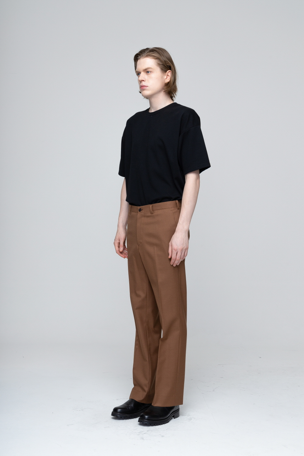 코트 모델 착용 이미지-S2L3