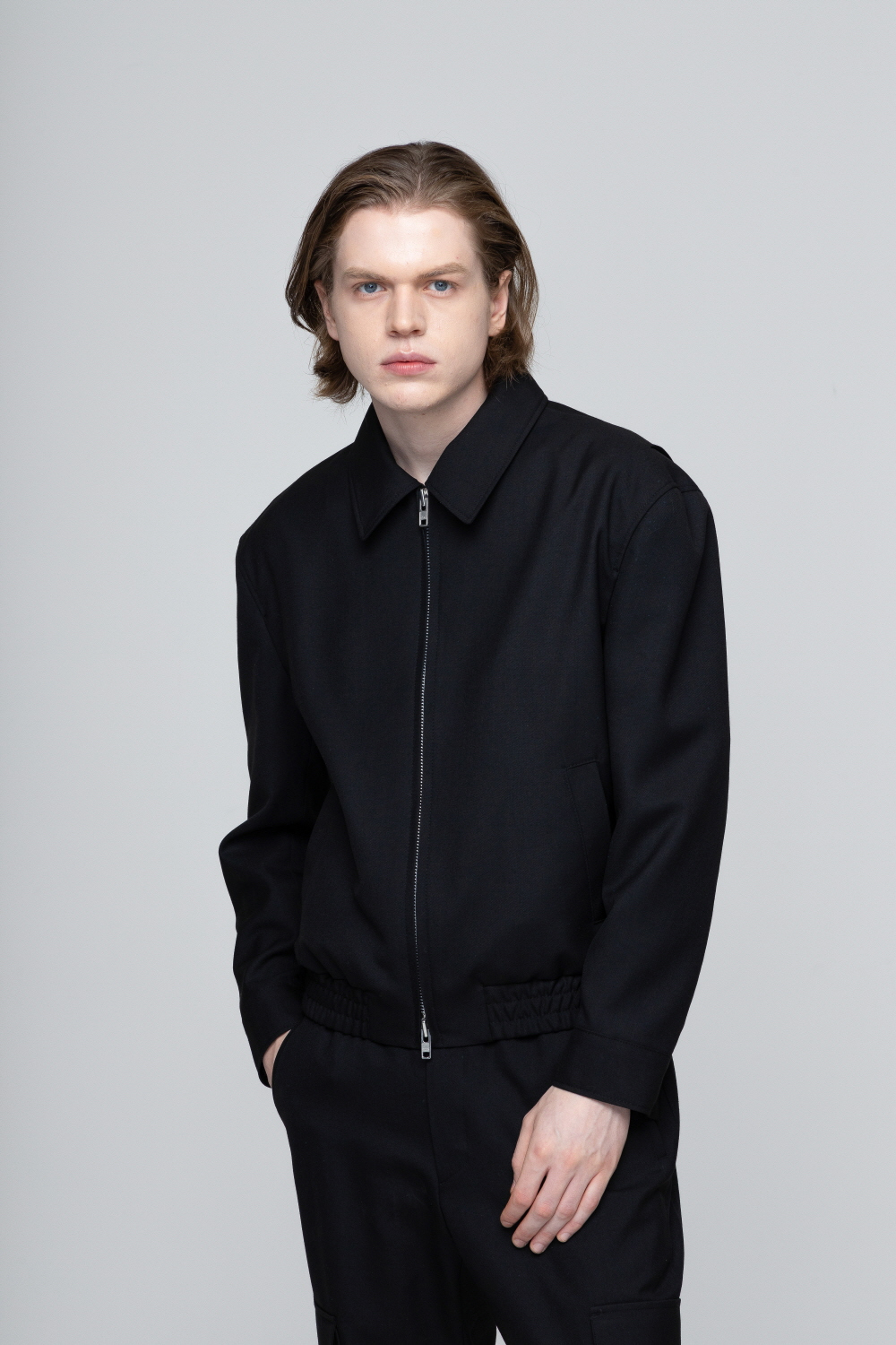 바지 모델 착용 이미지-S1L22