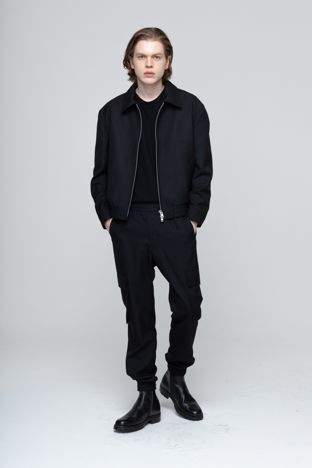 바지 모델 착용 이미지-S1L39