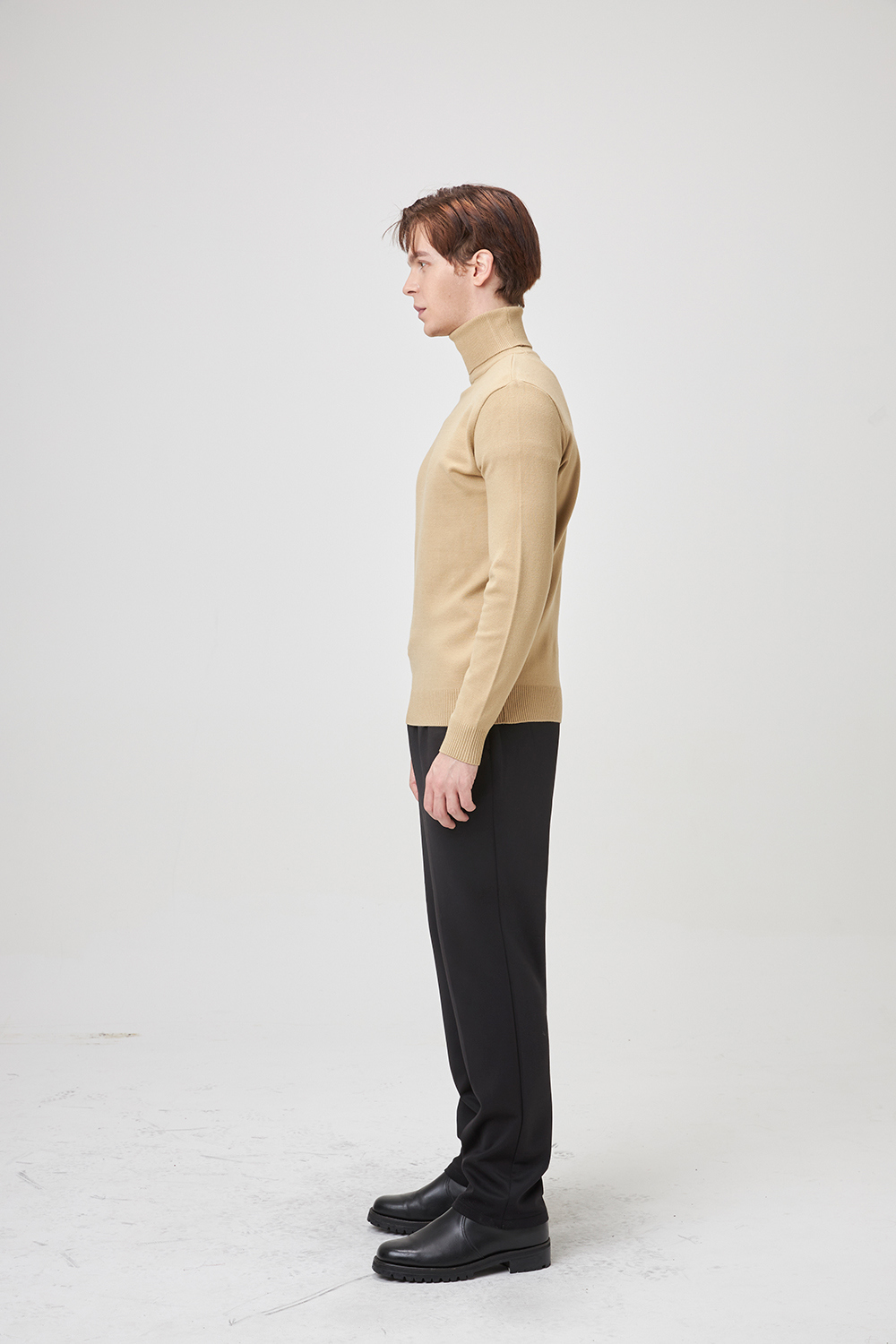 재킷 모델 착용 이미지-S1L3