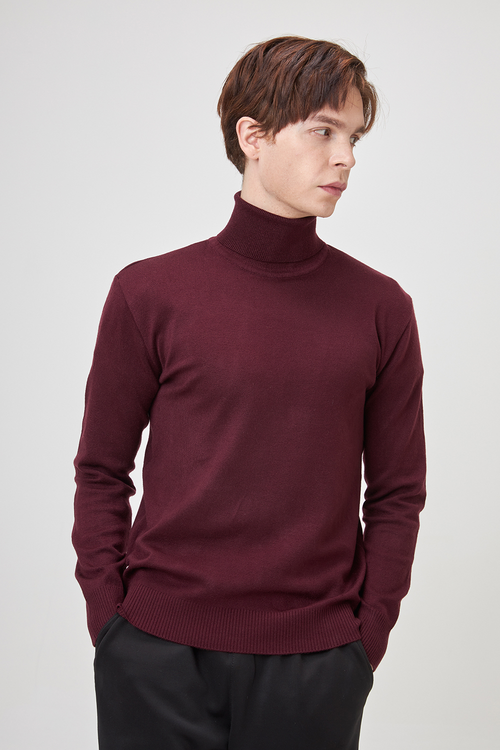 긴팔 티셔츠 모델 착용 이미지-S1L7