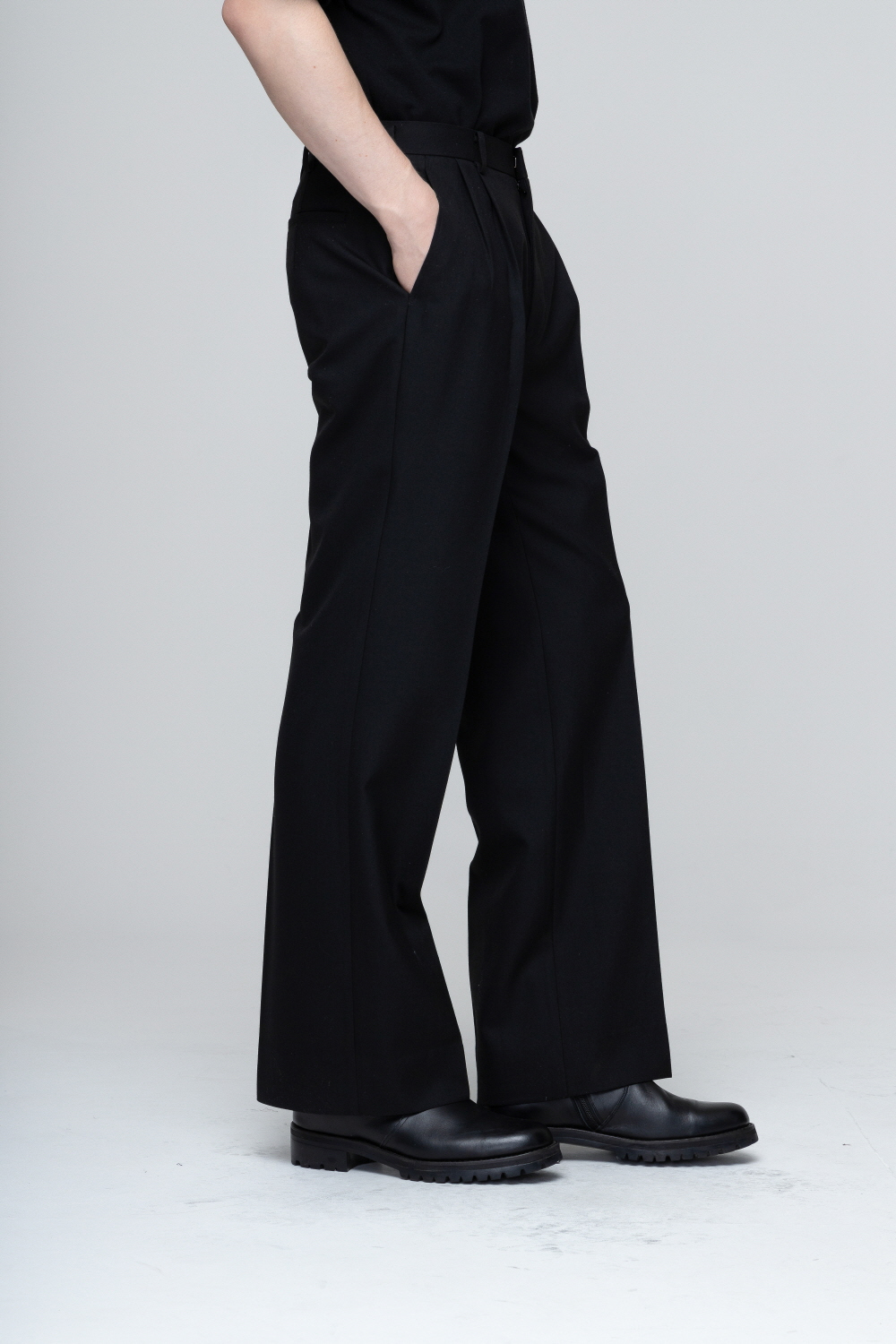 코트 모델 착용 이미지-S2L22