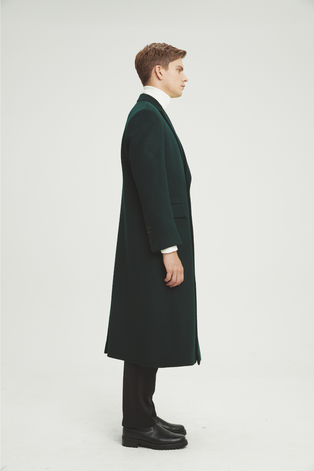 코트 모델 착용 이미지-S1L4