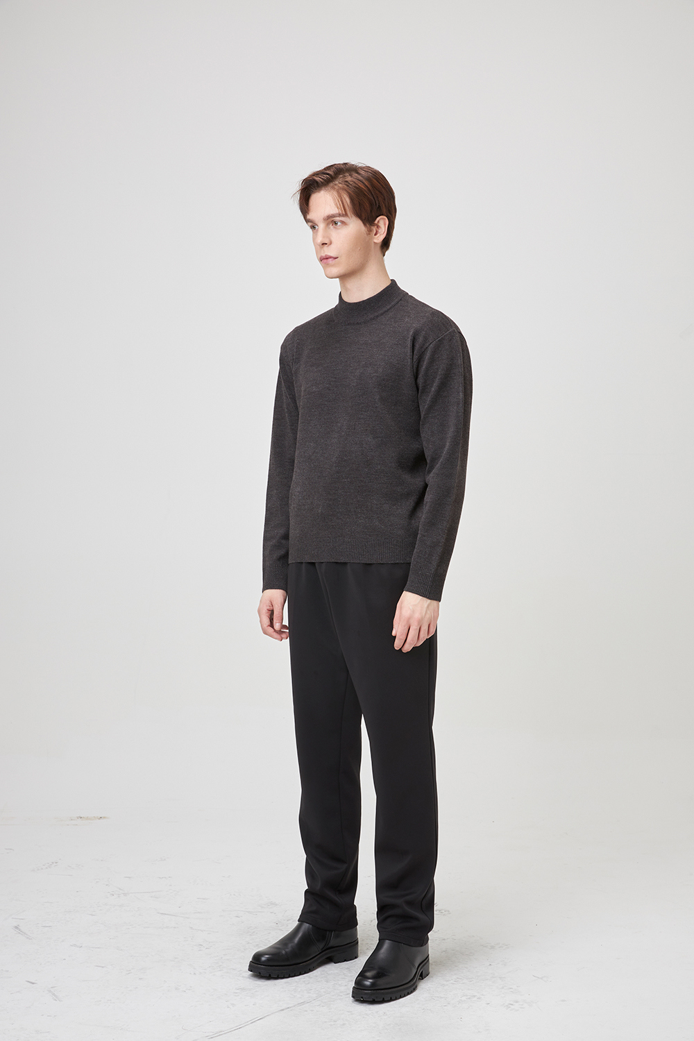 재킷 모델 착용 이미지-S1L2