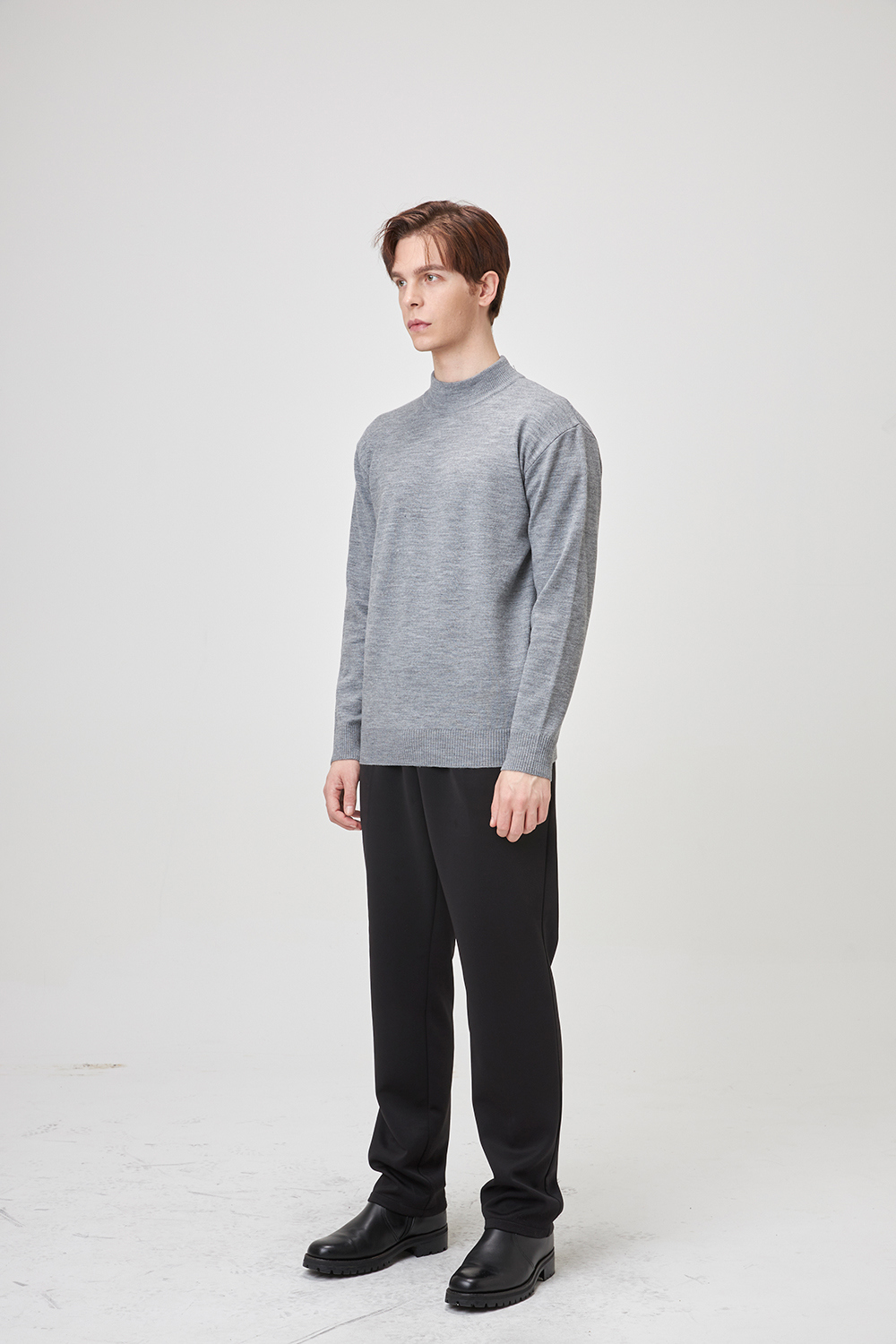 재킷 모델 착용 이미지-S1L2