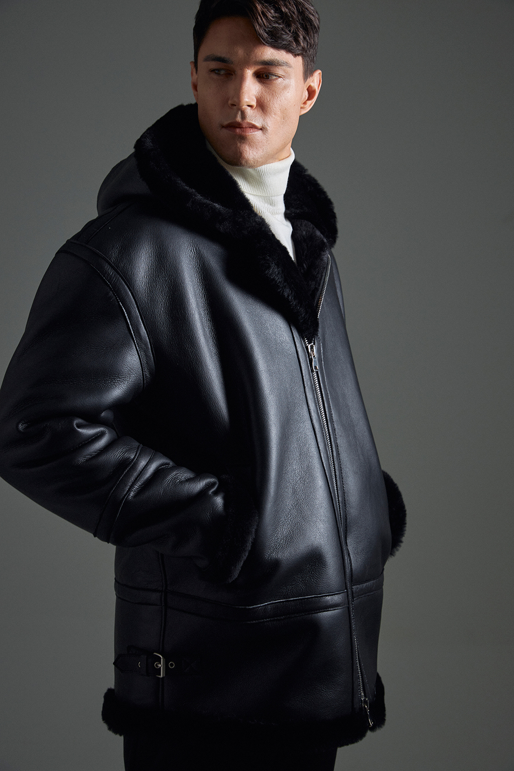 재킷 모델 착용 이미지-S1L13