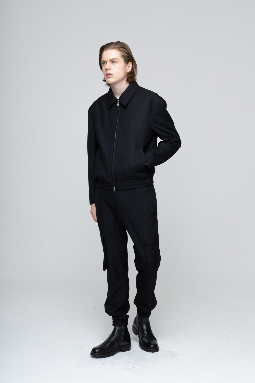 바지 모델 착용 이미지-S1L14