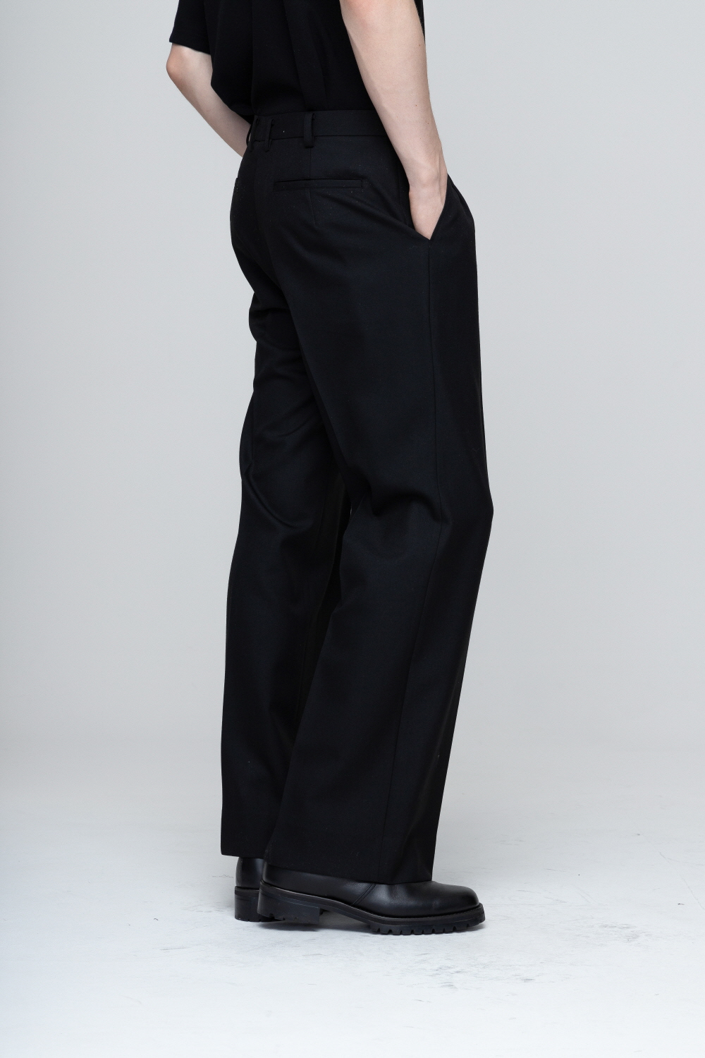 코트 모델 착용 이미지-S2L24