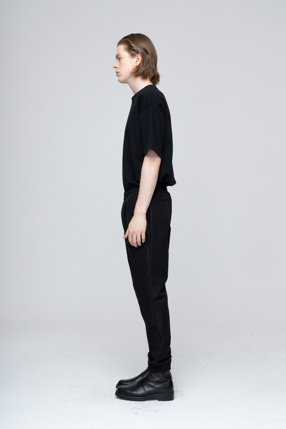 바지 모델 착용 이미지-S1L5